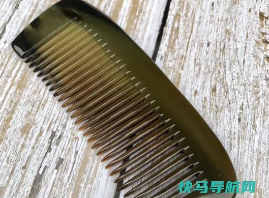 牛角梳有血丝的好还是没血丝的好？牛角梳有一股臭味怎么消除